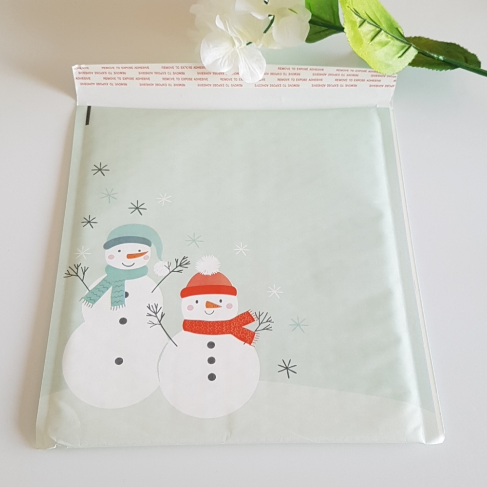 🎅🏼10 pcs Snowman Kraft Bubble Mailers 9.75"x11.25"